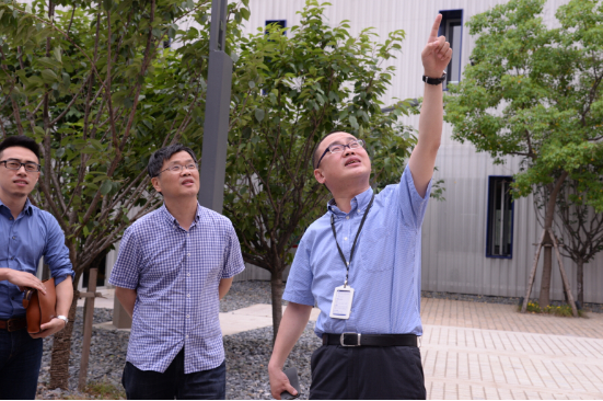 浙江摄影出版社社长陶文杰莅临雅昌(上海)艺术中心参观交流 _雅昌新闻